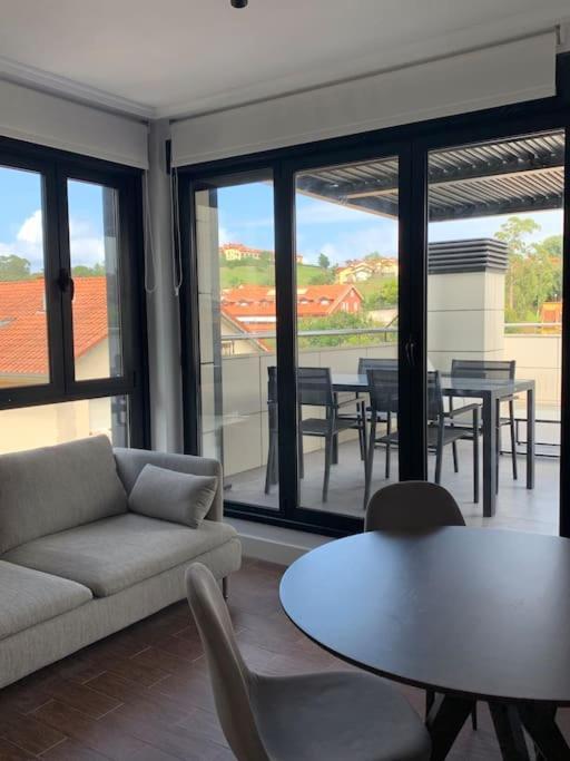 Atico Con Esplendida Terraza Apartment Comillas Bagian luar foto